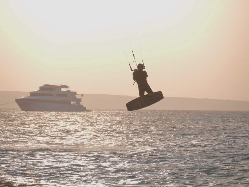 jump on kite safari